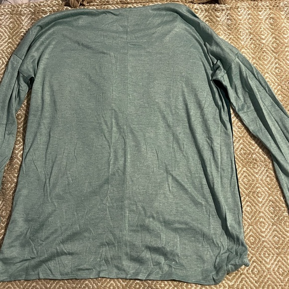 NWOT Loft Outlet Green Color Block Top - Picture 4 of 4